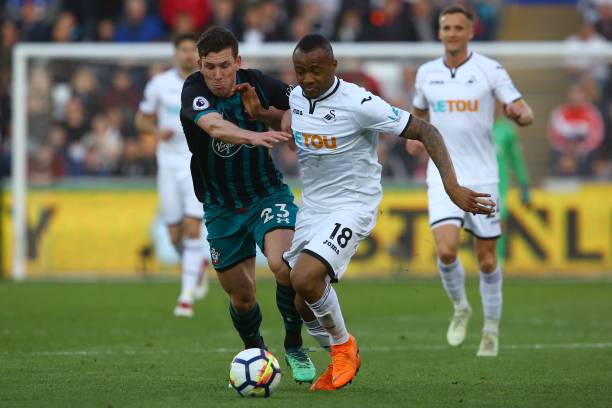 当地球迷在 当地球迷在